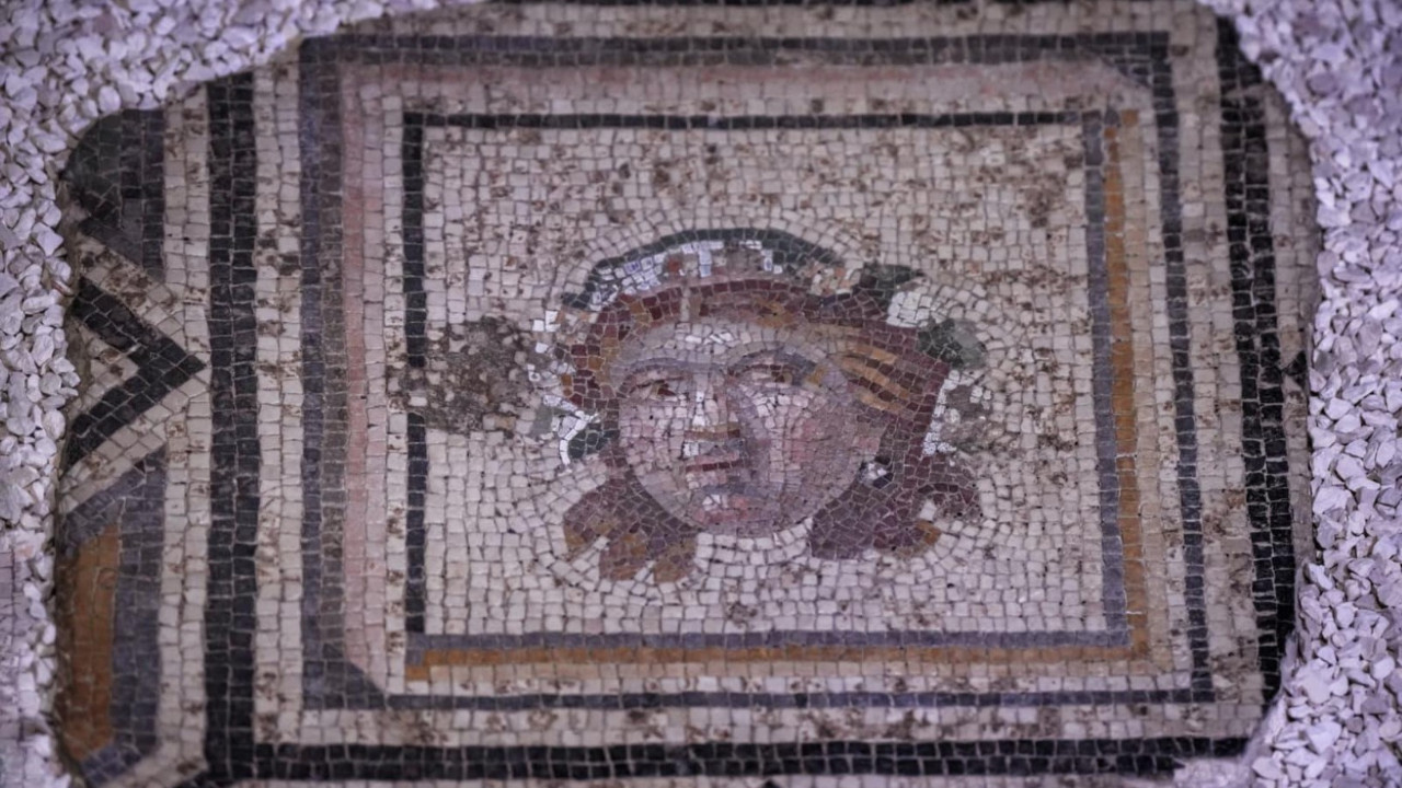 ABD’den iade edilmişti: Zeugma mozaik paneli müzeye yerleştirildi