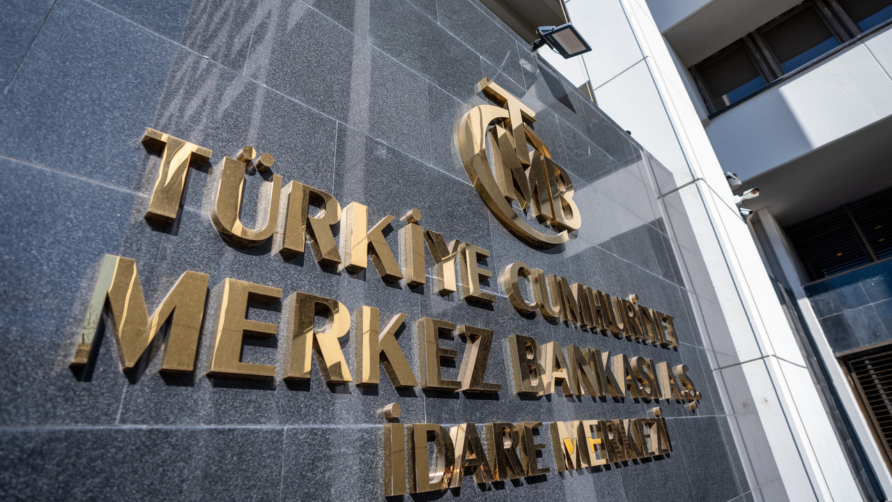 Merkez Bankası açıkladı: Piyasanın yıl sonu enflasyon ve dolar tahmini yükseldi
